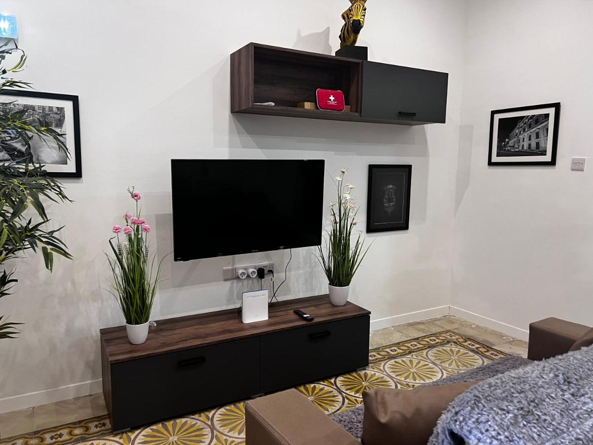 Dar Barbara - Duplex 1 Double Bed Maltese Style House Villa Cospicua Exterior photo
